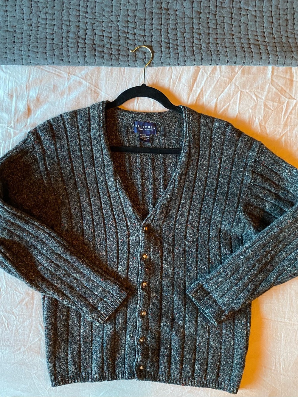 Britches Great Outdoors 95% Wool Gray Ribbed V-Neck Button Cardigan Sweater